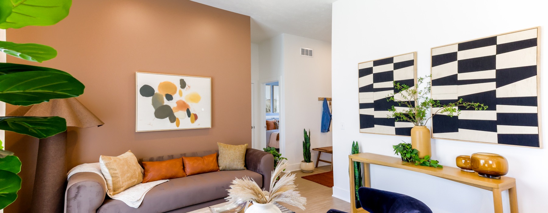 living room with natural light at The Collection at Elkhorn